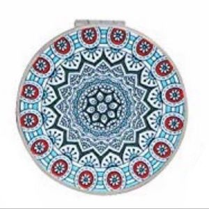2-Sided Travel Regular & Magnifying Compact Mirror
